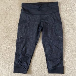 Lululemon crop leggings